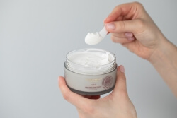 Aromatherapy Associates Rose Indulgent Body Cream Różany krem do ciała 200 ml