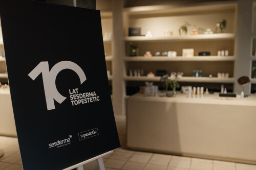 10 lat innowacji i pasji do pielęgnacji – jubileusz Topestetic x Sesderma