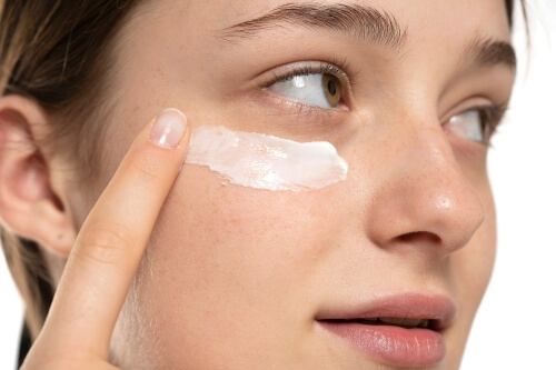 Poznaj rewelacyjne kosmetyki Image Skincare na okolice oczu