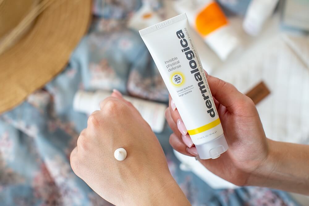 Dermalogica Invisible Physical Defense SPF 30 Lekki ochronny krem z filtrem fizycznym SPF 30 50 ml