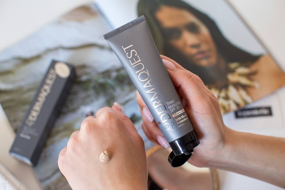 Dermaquest 3D Tinted Moisturizing Broad Spectrum SPF 30 Trójwymiarowy, ekskluzywny krem fotoprotekcyjny o pełnym spektrum ochrony 57 g