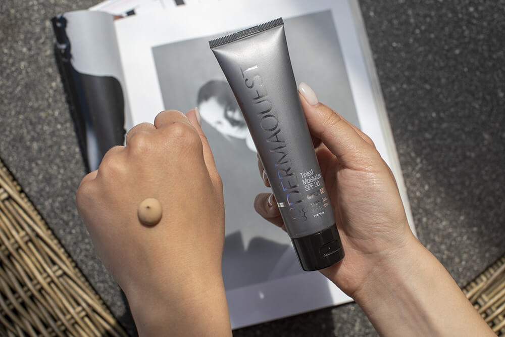 Dermaquest Stem Cell 3D Tinted Moisturizer SPF30 New Przeciwzmarszczkowy krem wyrównujący koloryt i zapobiegający fotostarzeniu skóry 57 g