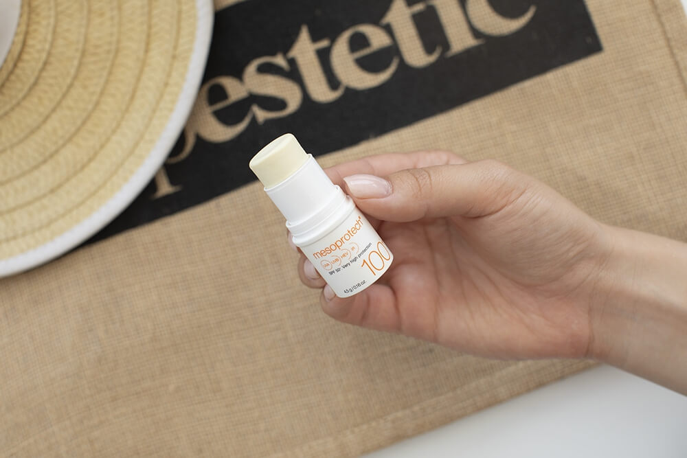 Mesoestetic Mesoprotech Sun Protective Repairing Stick Ochronny sztyft przeciwsłoneczny SPF50+ 4,5 g