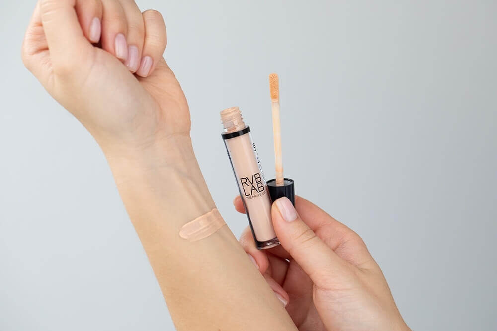 RVB LAB Make Up HD Lifting Effect Concealer Korektor z efektem liftingu (nr 11) 3 ml