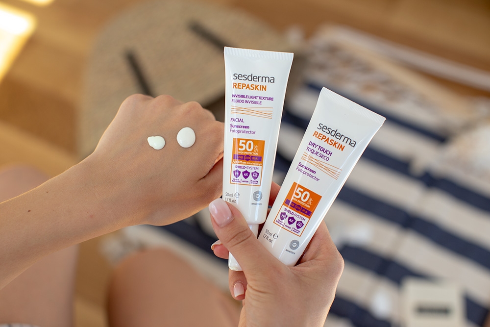 Sesderma Repaskin Fluido Invisible SPF 50 Emulsja 50 mlSesderma Repaskin Dry Touch SPF 50 Krem ochronny SPF50, 50 ml