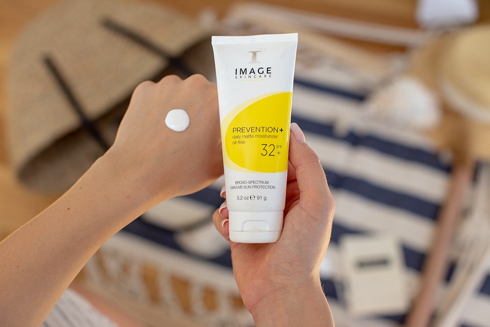 Image Skincare Daily Matte Moisturizer SPF 32 Lekki krem matujący i ochronny dla cer tłustych 91 g