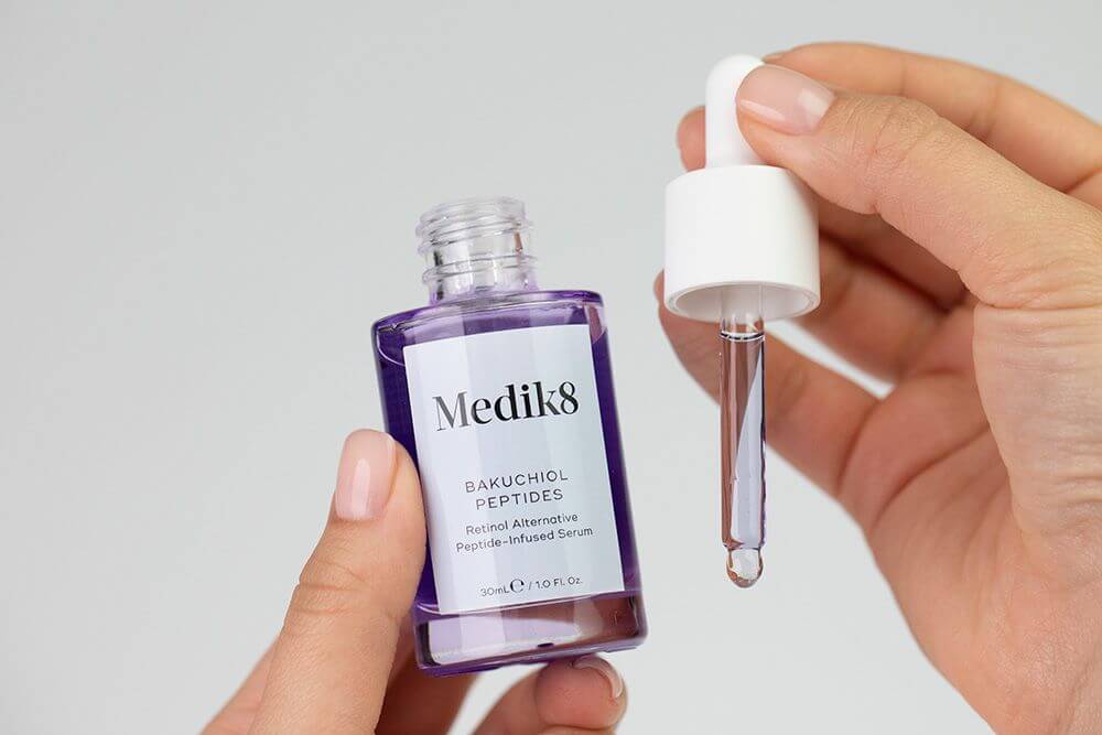 Medik8 Bakuchiol Peptides Serum peptydowe 30 ml