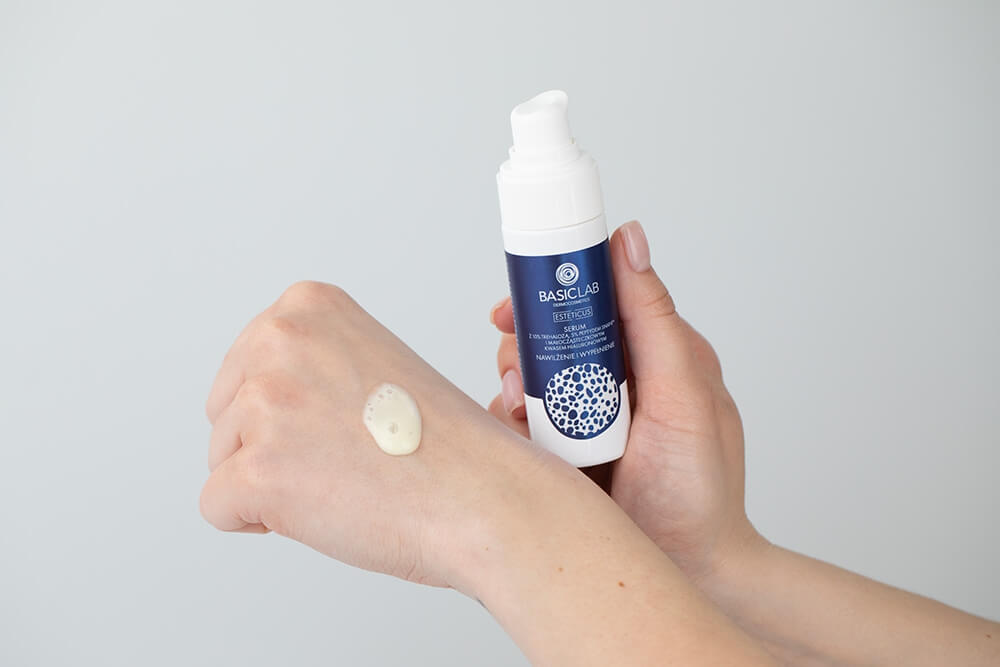 BasicLab Nawilżenie i Wypełnienie Serum z Trehalozą 10% i Peptydem 5%, 30 ml