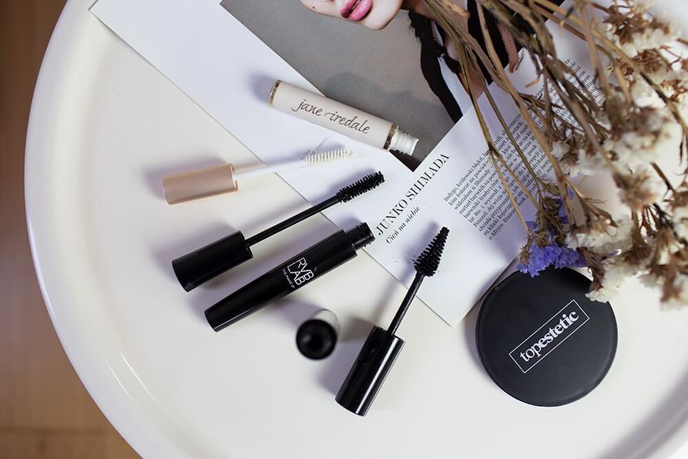 Jane Iredale Pure Lash Extender&Conditioner Odżywka do rzęs pogrubiająca i wydłużająca 9 gRVB LAB Make Up False Eyelashes Mascara 21 Tusz z efektem sztucznych rzęs 8 mlRVB LAB Make Up Water Resist Mascara Wodoodporny tusz dla wrażliwych oczu 11 ml
