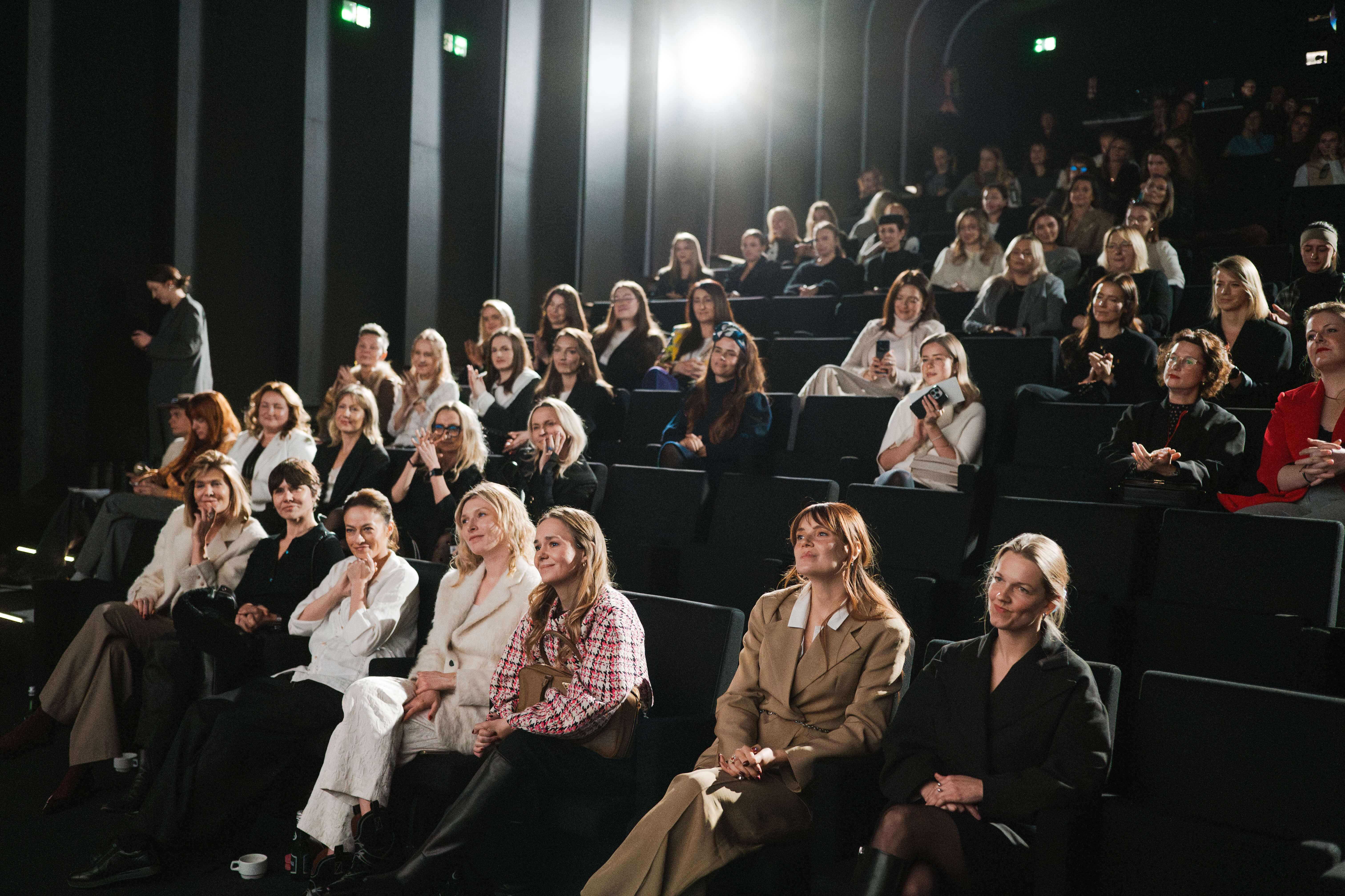Co powiedziałabyś sobie sprzed lat? Event Topestetic x Vogue Polska