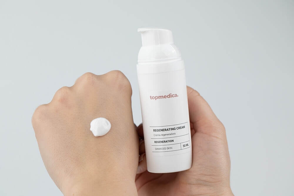 topmedica Regenerating Cream New Krem regenerujący z wąkrotą azjatycką, prebiotykami i cynkiem 50 ml