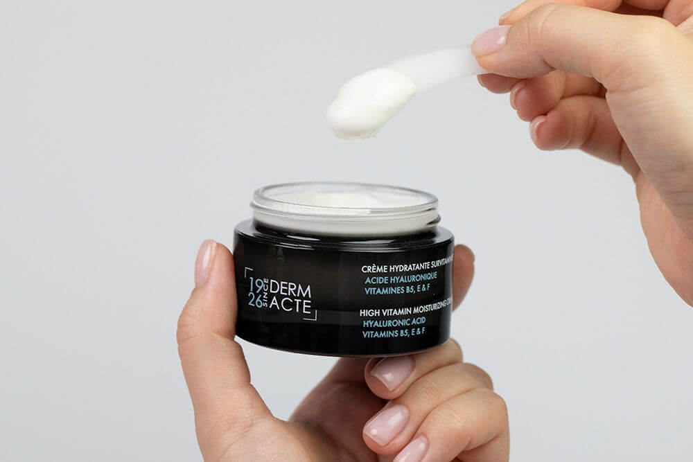 Derm Acte High Vitamin Moisturizing Cream Multiwitaminowy krem nawilżający 50 ml