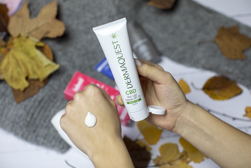 Dermaquest CBD Blue Light Defense SPF30 Krem fotoprotekcyjny z ochroną hev 57 g