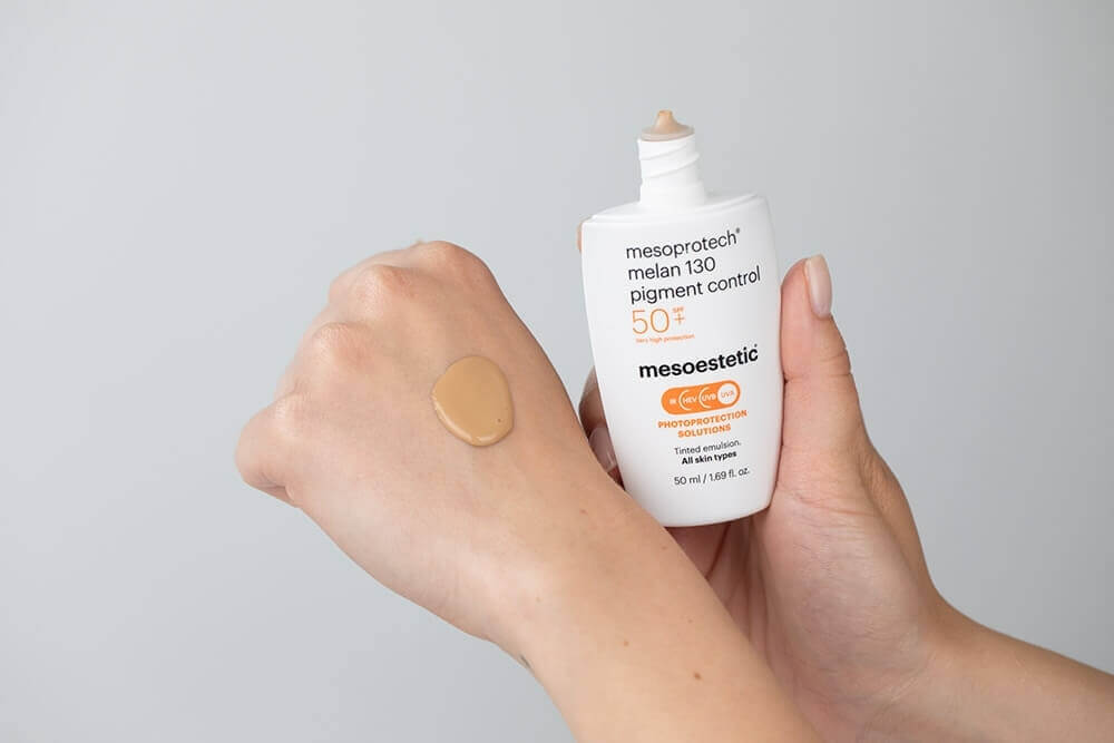 Mesoestetic Mesoprotech Melan 130 SPF 50+ Fluid koloryzujacy 50 ml