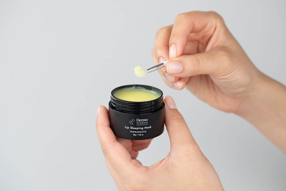 Dermomedica Lip Sleeping Mask Lemon Regenerująca maska na usta na noc 30 g