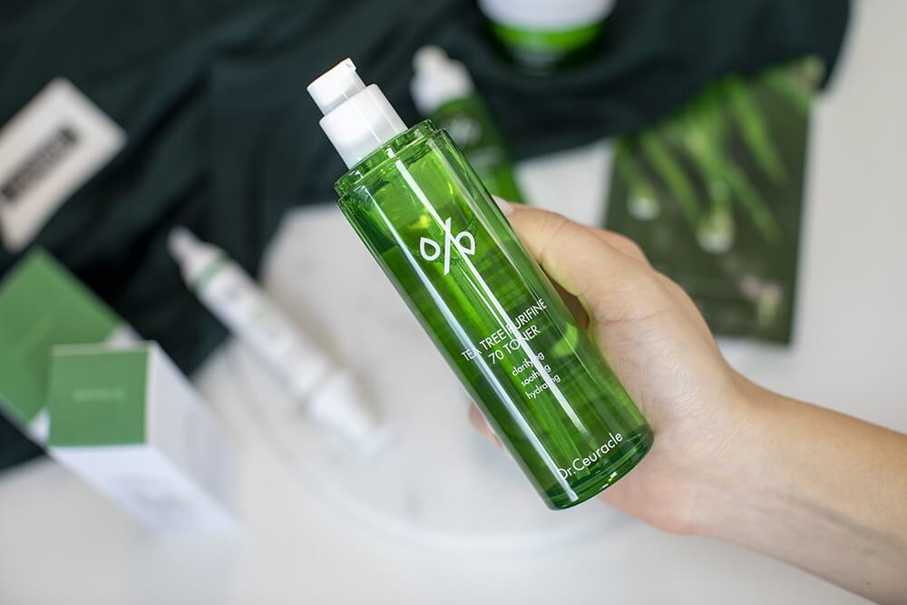 Dr Ceuracle Tea Tree Purifine 70 Toner Delikatny, nawilżający tonik z ekstraktem z drzewa herbacianego (70%) i kwasem BHA 100 ml