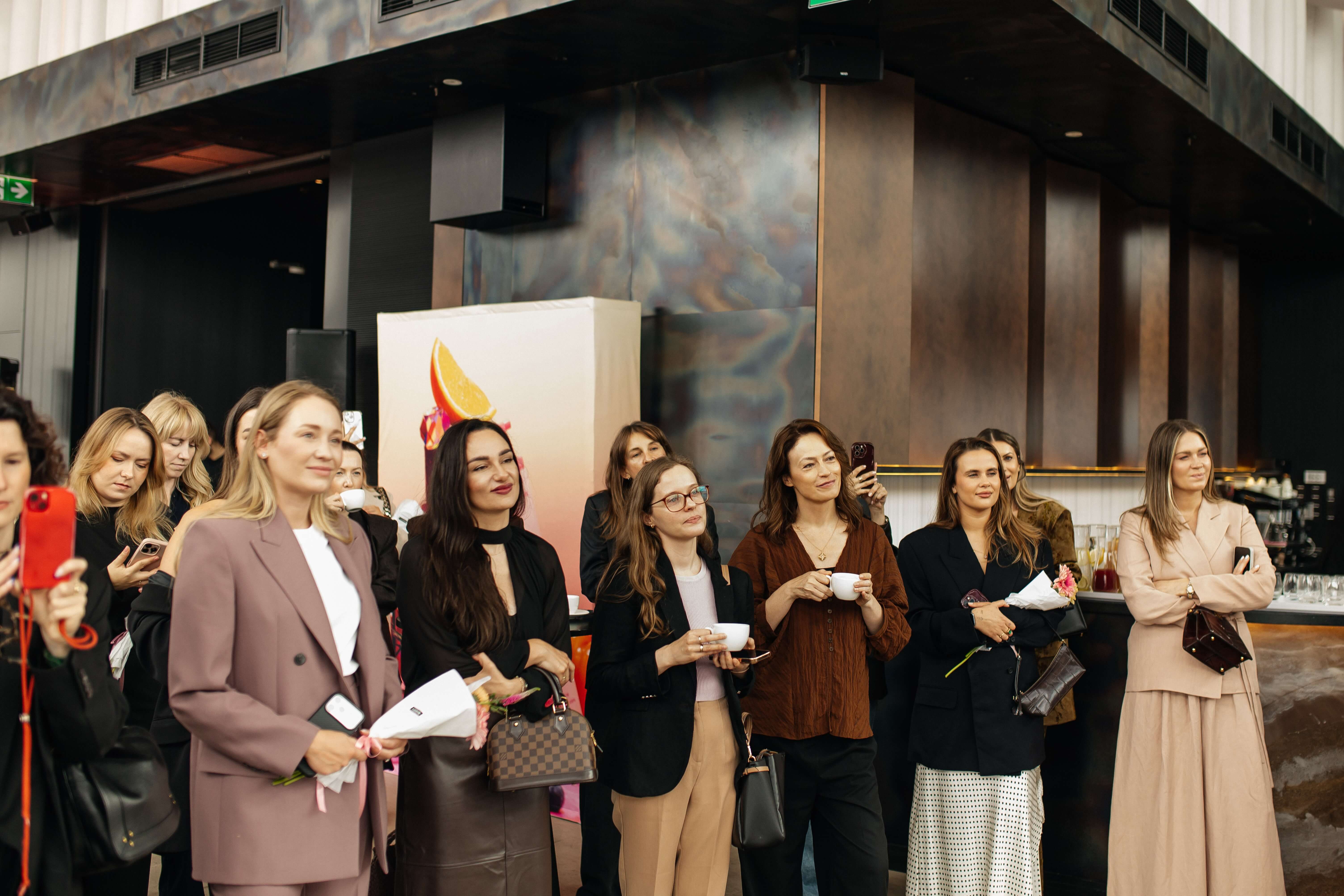 Event Topestetic i marki Joonbyrd