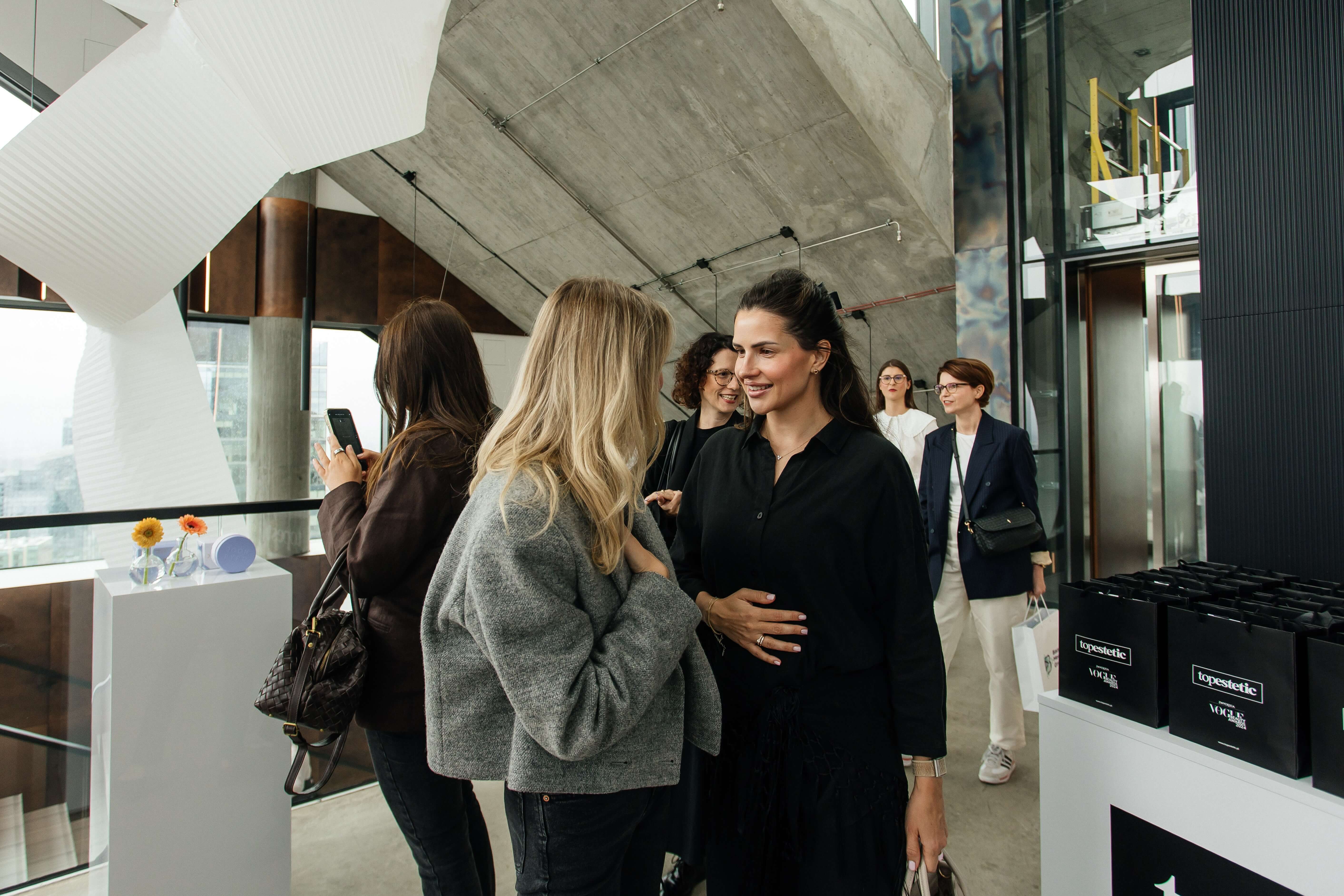 Event Topestetic i marki Joonbyrd