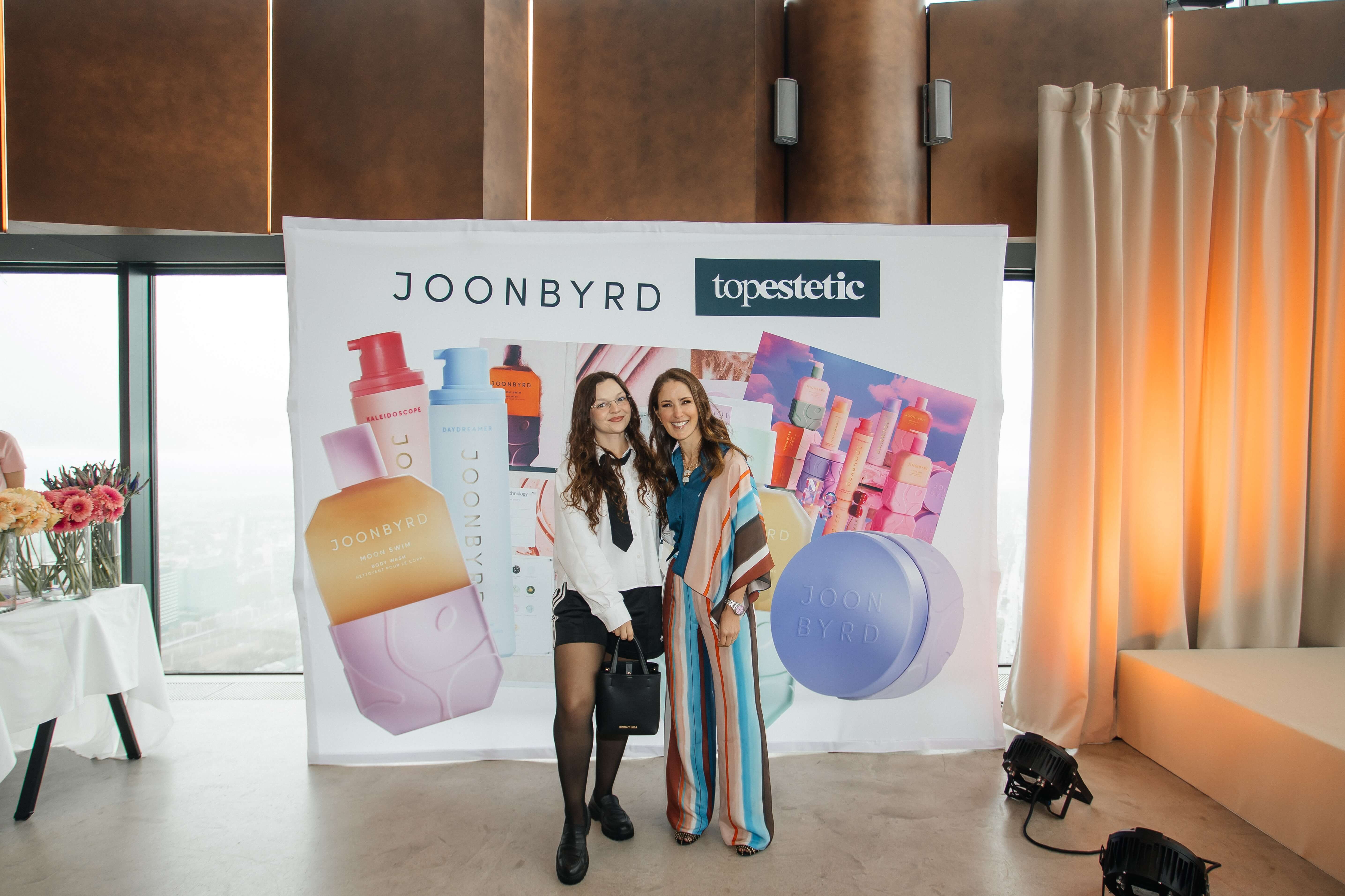 Event Topestetic i marki Joonbyrd