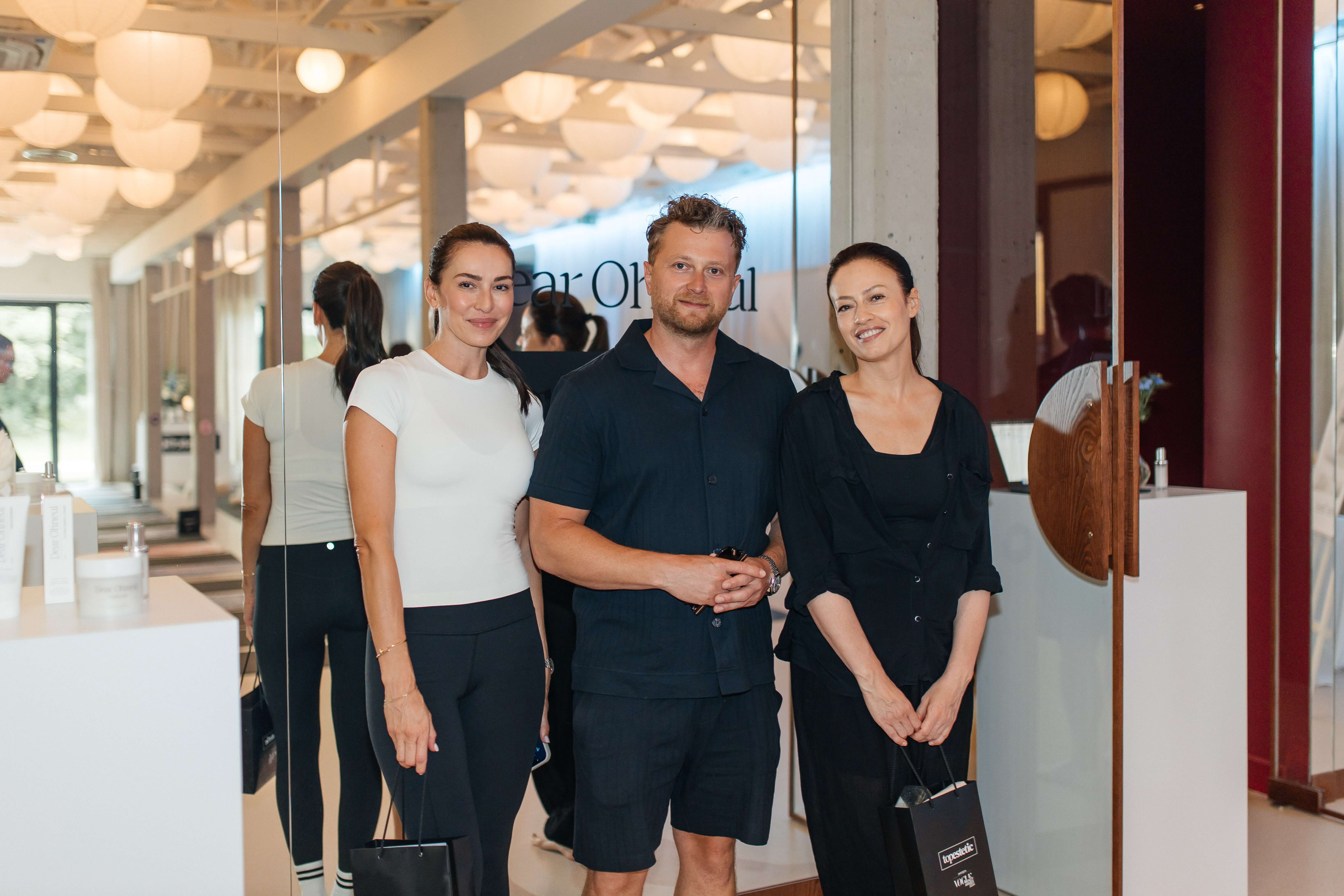 Event Topestetic i Skymilk i Dear Ohneu