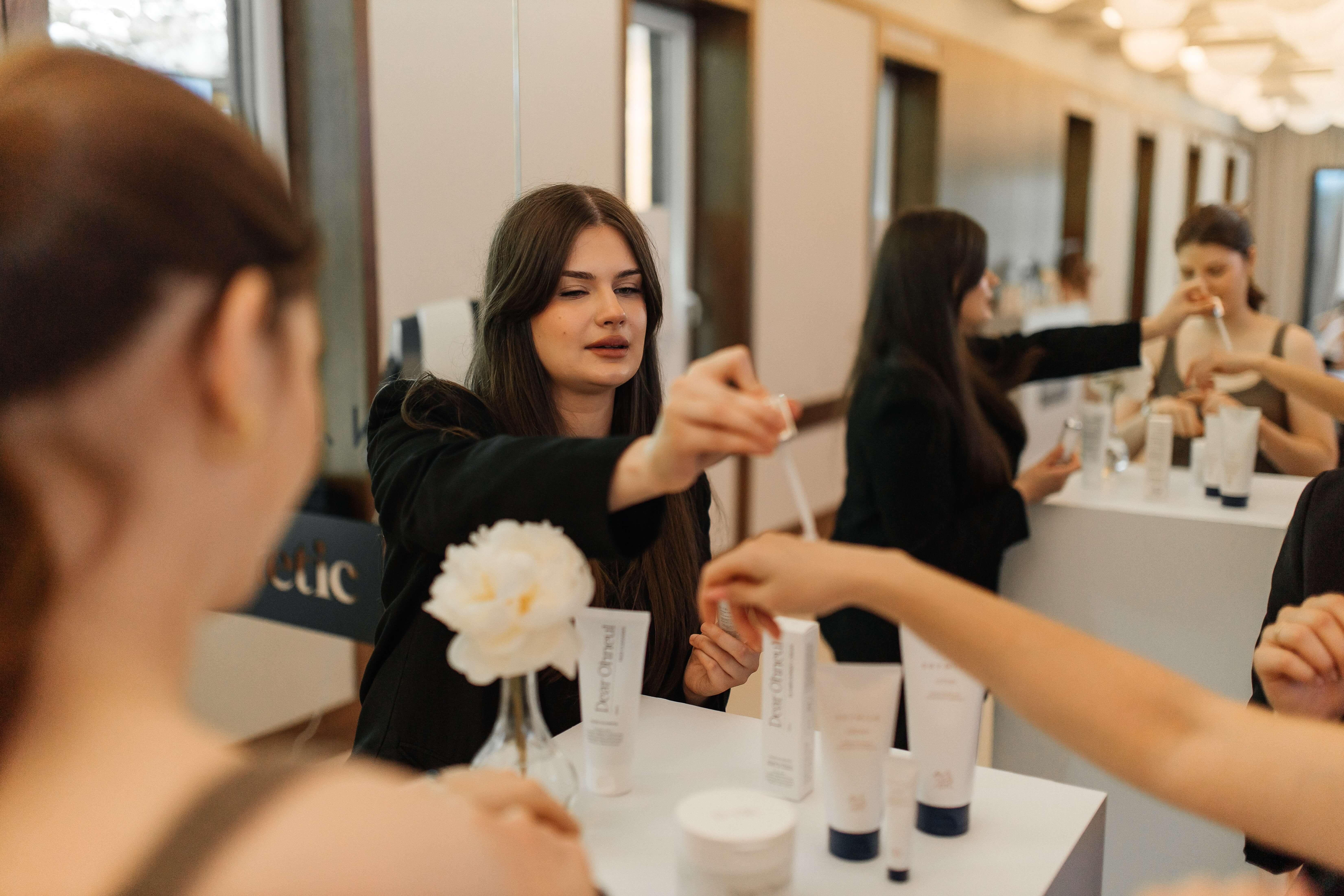 Event Topestetic i Skymilk i Dear Ohneu