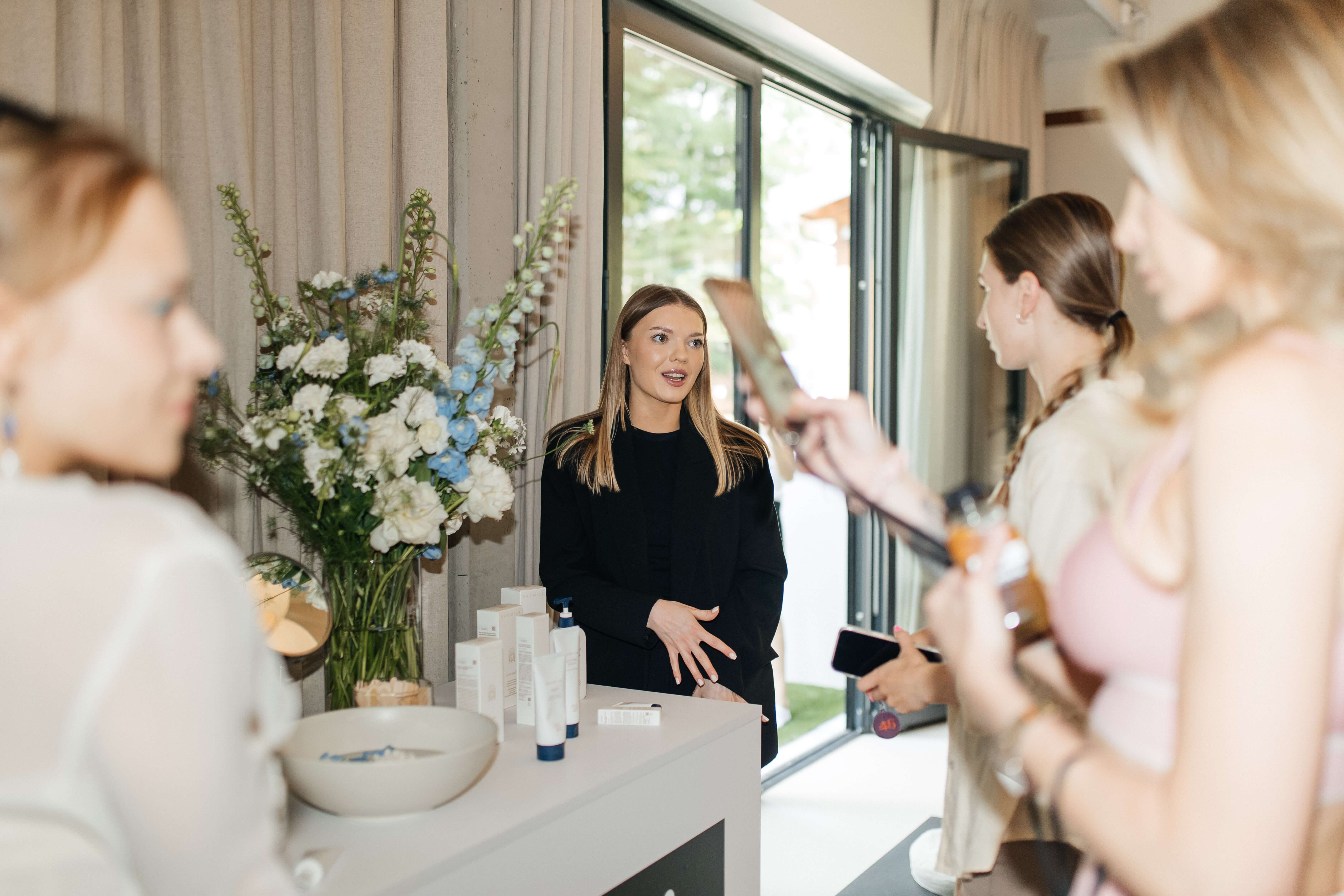 Event Topestetic i Skymilk i Dear Ohneu