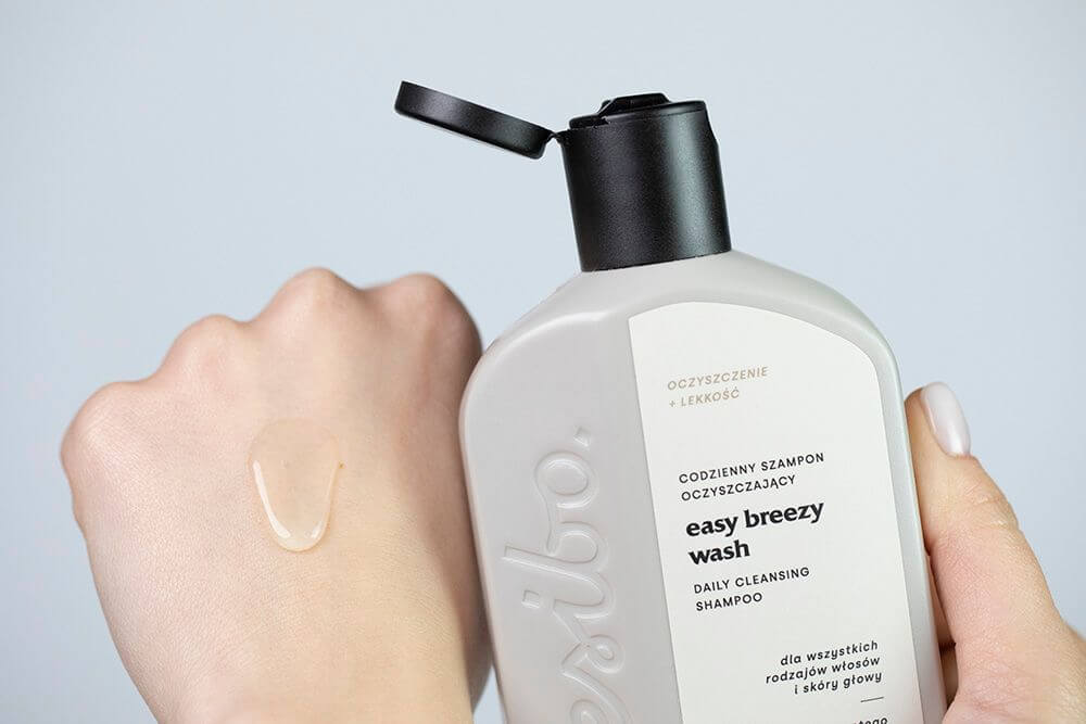 Resibo Daily Cleansing Shampoo - Easy Breezy Wash Codzienny oczyszczający szampon do wszystkich rodzajów włosów 250 ml