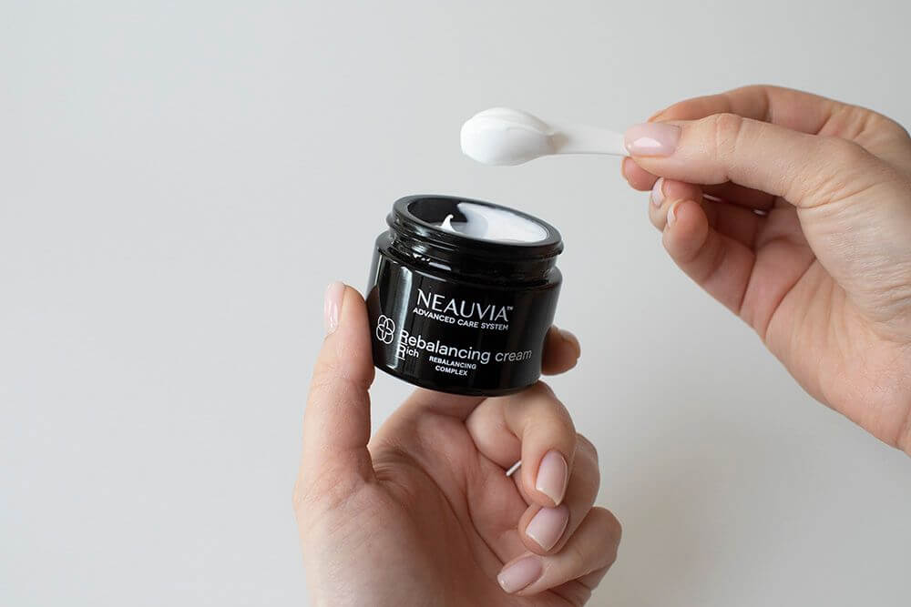 Neauvia Rebalancing Cream Rich Krem pielęgnacyjny o działaniu przeciwzapalnym i regenerującym 50 ml