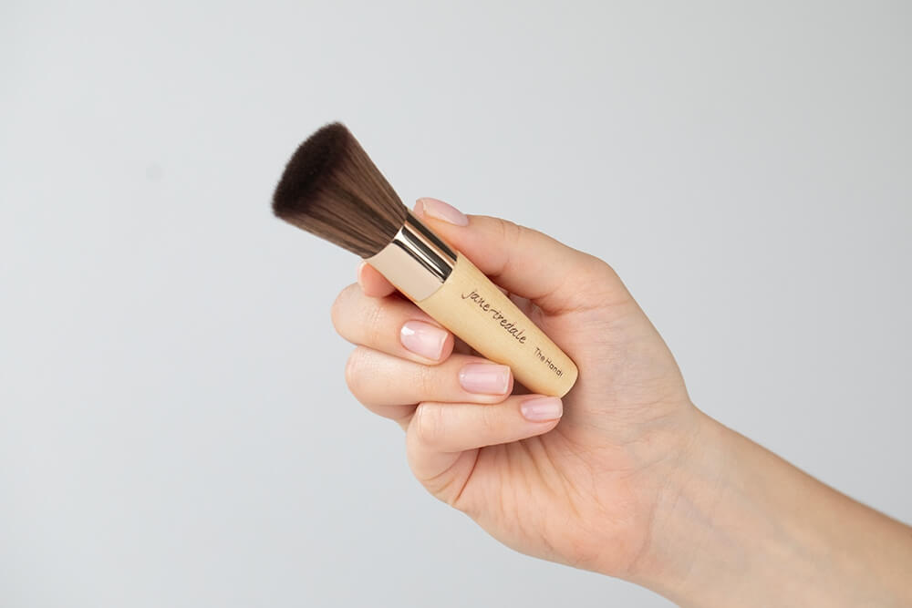Jane Iredale The Handi Pędzelek do pudru prasowanego