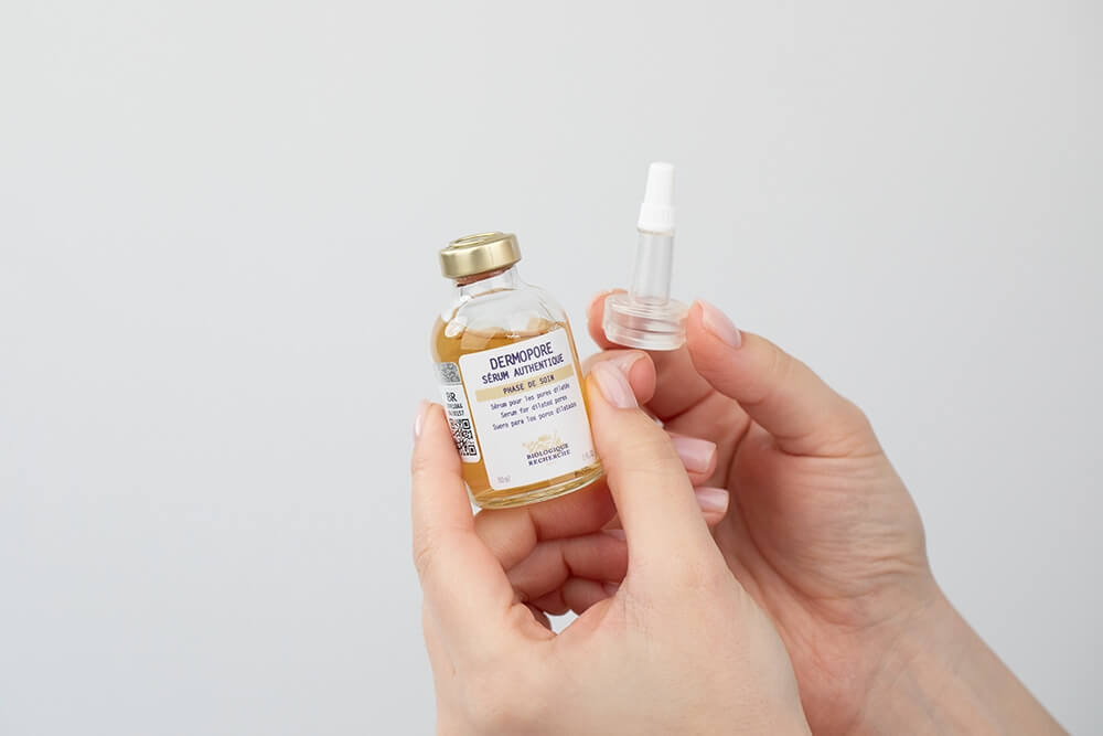 Biologique Recherche Serum Dermopore Skoncentrowany wyciąg z herbaty jawajskiej. Serum na rozszerzone pory 30 ml