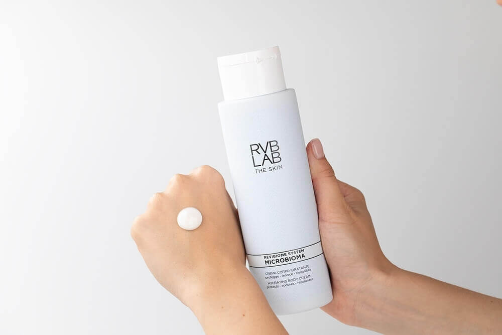 RVB LAB Make Up Hydrating Body Cream Nawadniający balsam do ciała 350 ml