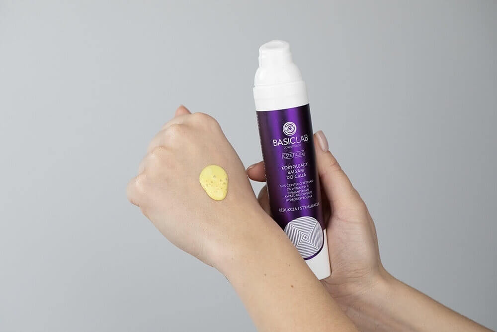 BasicLab Redukcja i Stymulacja Korygujący balsam do ciała 0,2 % czystego retinalu 100 ml