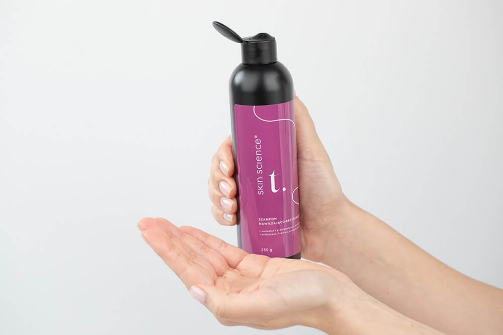 Skin Science Trichologic Shampoo Szampon nawilżająco - regenerujący 250 g
