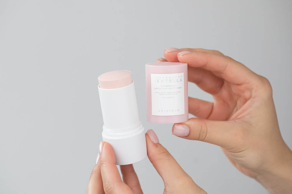 Skin1004 Madagascar Centella Poremizing Quick Clay Stick Mask Maska w sztyfcie z glinką 27 g