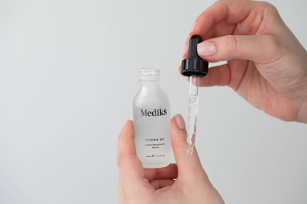 Medik8 Hydr8 B5 Serum z kwasem hialuronowym i pantenolem 30 ml