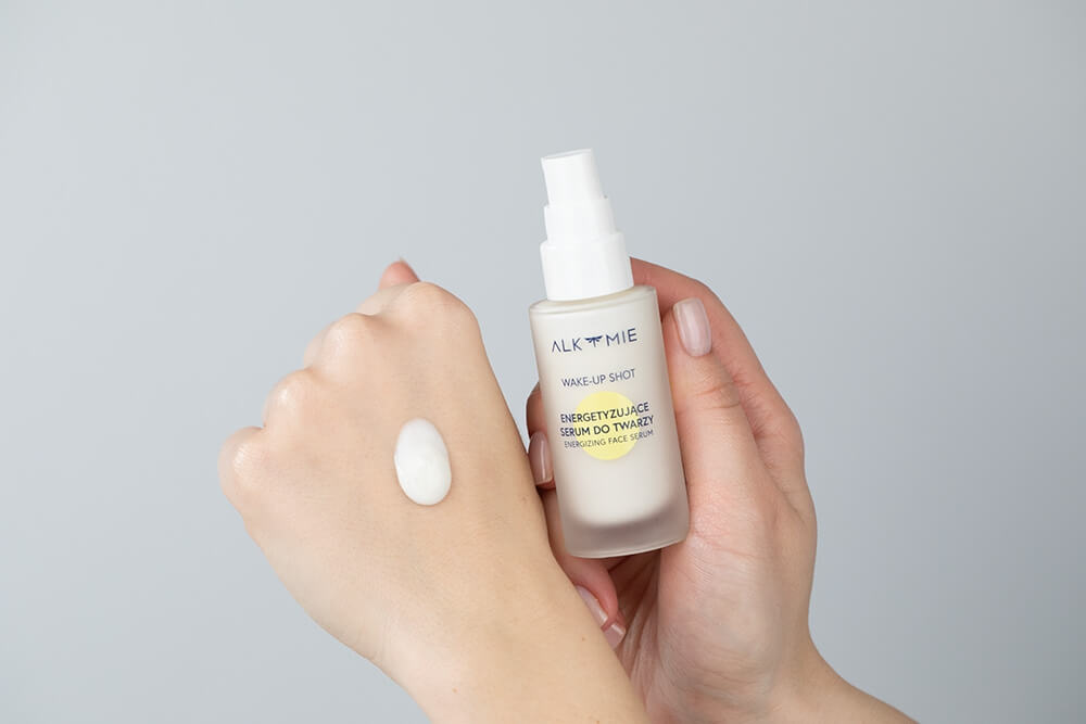 Alkmie Wake-Up Shot! Serum do twarzy z potrójną witaminą C 30 ml