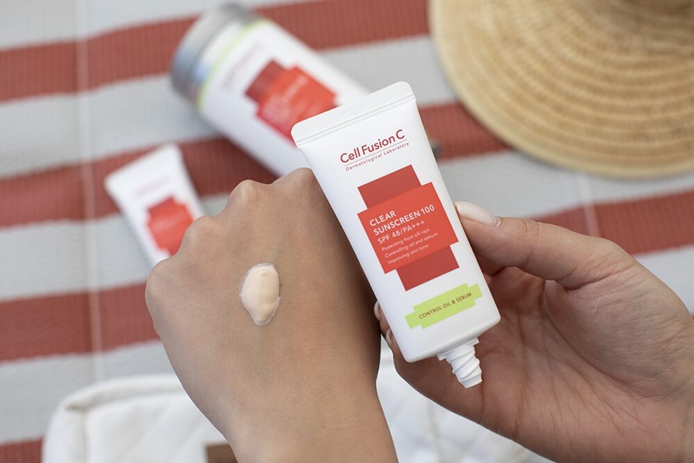 Cell Fusion C Advanced Clear Sunscreen 100 SPF 50+ PA++++ Krem przeciwsłoneczny dla skóry tłustej i problematycznej 50 ml