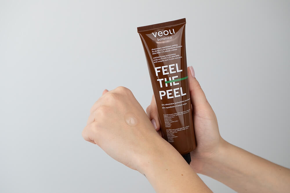 Veoli Botanica Feel the Peel Złuszczająco-nawilżający peeling do skalpu z 3,2% kompleksem kwasów AHA/BHA i 1% sokiem z aloesu 150 ml