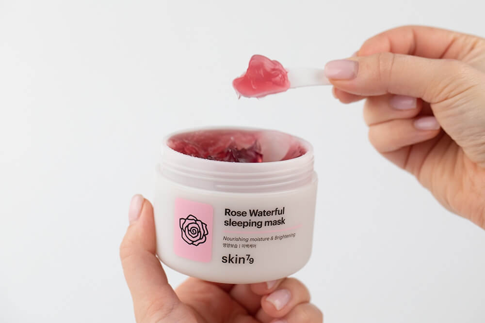 Skin79 Rose Waterful Sleeping Mask Różana maseczka nawilżająco-wygładzająca 100 ml
