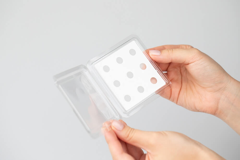 Dermomedica Anti - Blemish Nanoneedling Patches Aktywne płatki nanoigłowe o działaniu przeciwtrądzikowym, przeciwzapalnym i rozjaśniającym 1 szt