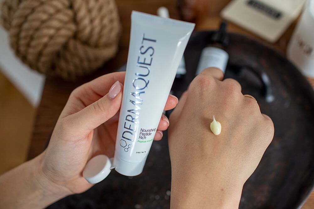 Dermaquest Nourishing Peptide Rich Ujędrniająco-odżywczy krem peptydowy do twarzy i szyi 57 ml