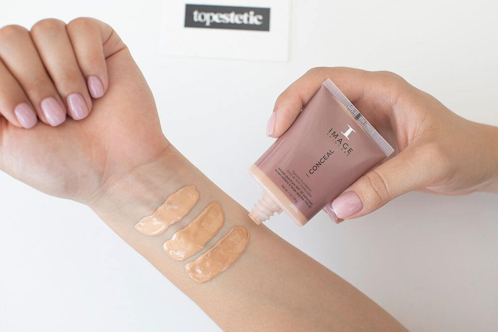 Image Skincare I Conceal Flawless Foundation Beige Odcień lekko opalonej skóry 28 g