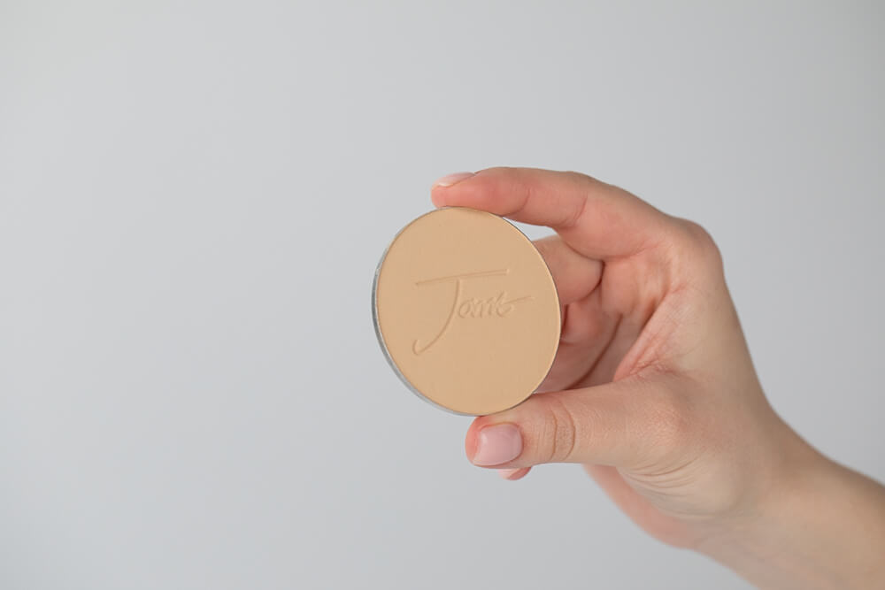 Jane Iredale PurePressed Base Mineral Foundation SPF 20 Refill Mineralny puder prasowany - Wkłady 9,9 g (kolor Bisque)