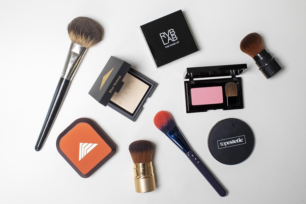 RVB LAB Make Up Powder Blush 04 Róż w kompakcie (nr 04) 5 gBikor Kyoto Highlighter Rozświetlacz N°2 - jedwabista, kremowa formuła 8 gSay Make Up Cheek Brush Pędzel do różu nr 9Bikor Brush Bikor Egyptische Erde Pędzel do Ziemi Egipskiej 1 szt