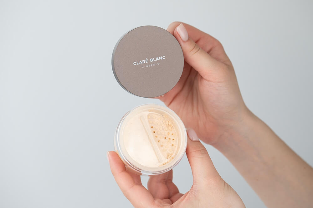 Clare Blanc Warm 530 Podkład mineralny SPF 15 - kolor ciepły/jasny (Warm 530) 14 g