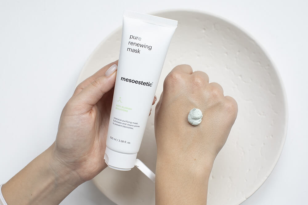 Mesoestetic Pure Renewing Mask Maska oczyszczająca i złuszczająca 100 ml