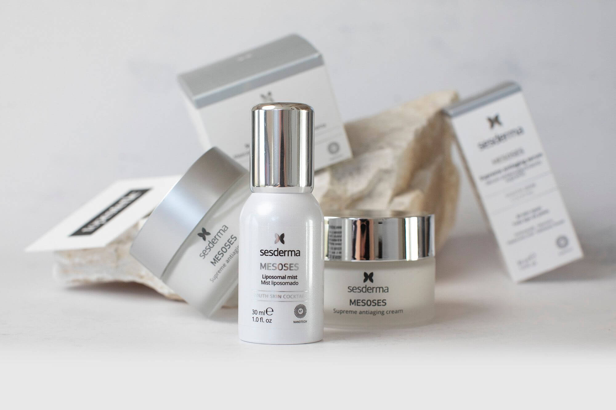 Sesderma Mesoses Mask Maska do twarzy 50 mlSesderma Mesoses Liposomal Mist Mgiełka do twarzy 30 mlSesderma Mesoses Serum Serum liposomowe 30 mlSesderma Mesoses Cream Krem do twarzy 50 ml