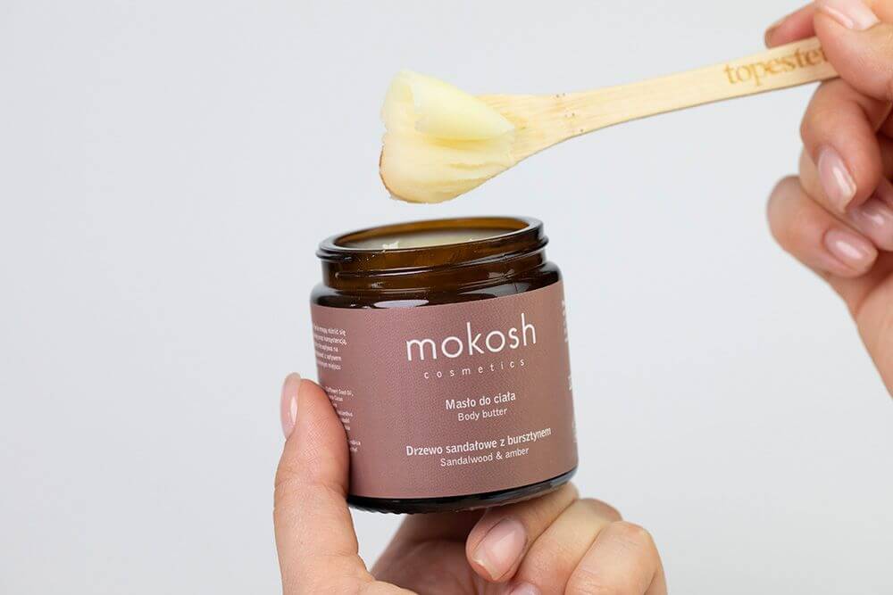 Mokosh Body Balm Sandalwood & Amber Regenerujące masło do ciała - Drzewo sandałowe z bursztynem 120 ml