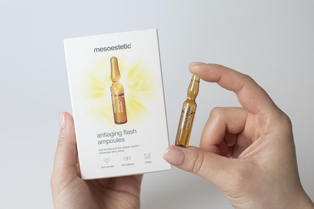 Mesoestetic AntiAging Flash Ampoules Skoncentrowana formuła dla skóry ze zmarszczkami i oznakami zmęczenia, natychmiastowy efekt liftingu 10x2 ml