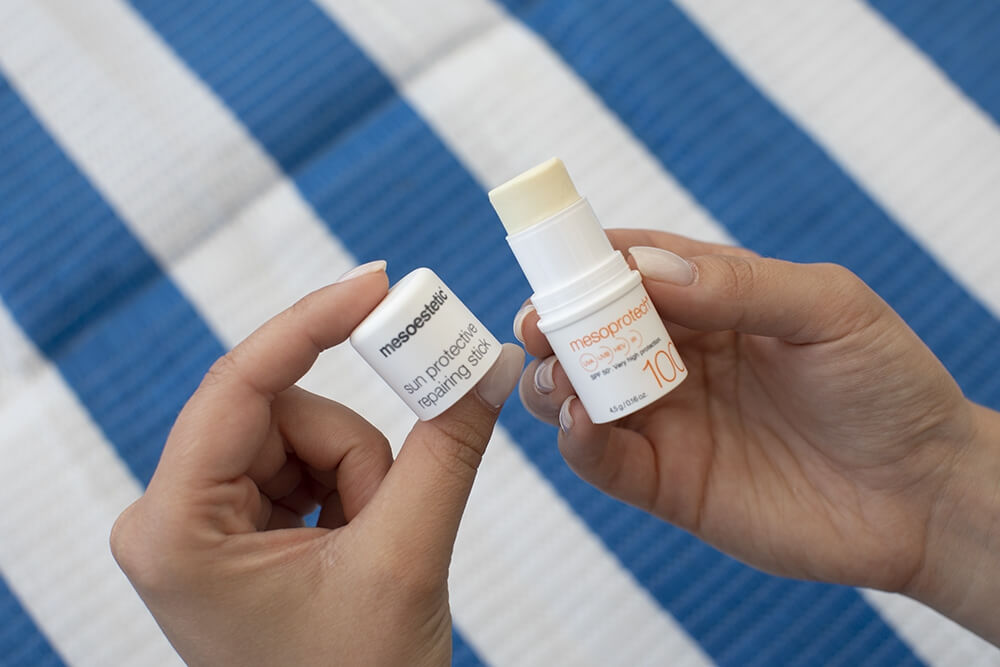 Mesoestetic Mesoprotech Sun Protective Repairing Stick Ochronny sztyft przeciwsłoneczny SPF50+ 4,5 g